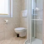 아파트 International House Studio-apartment Zw 6 *